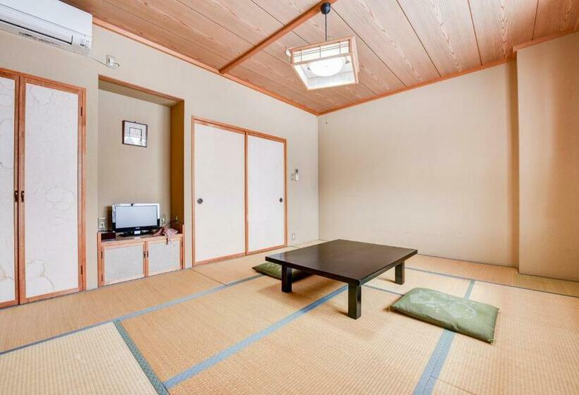 غرفة قياسية رباعية حمام مشترك, Kanoe