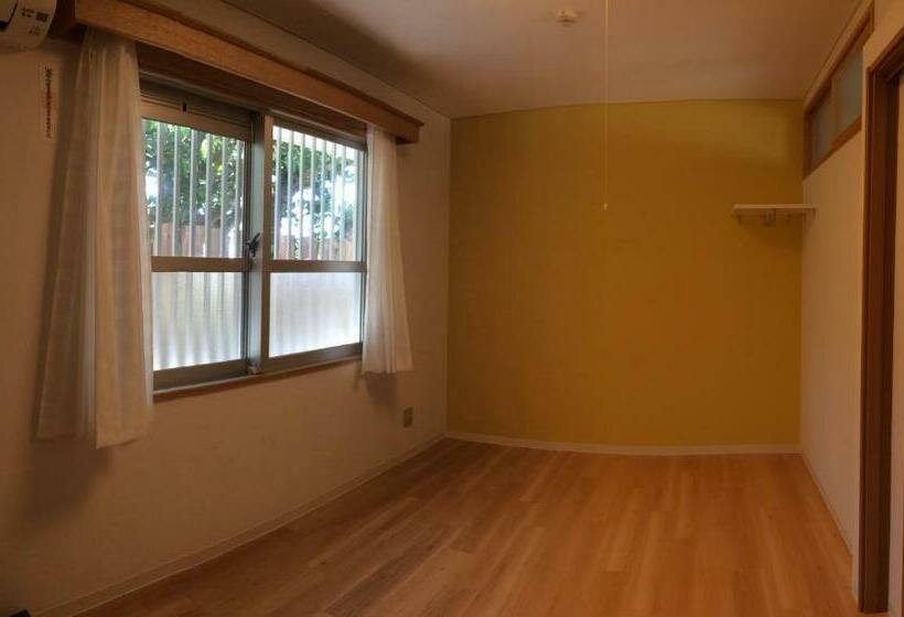 غرفة عائلية, Minshuku Irayoi