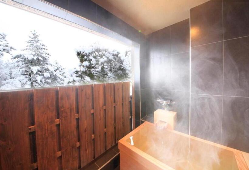 غرفة قياسية سرير كينج, Yutorelo An