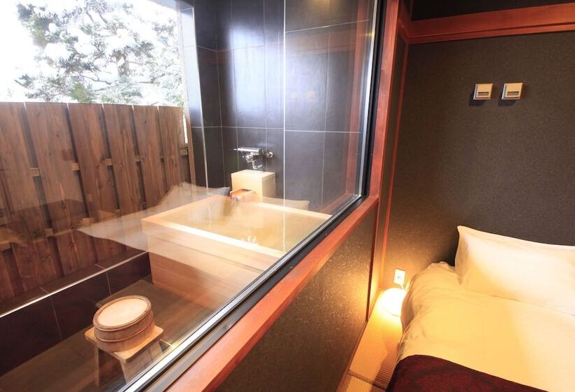 غرفة سوبيريور, Yutorelo An