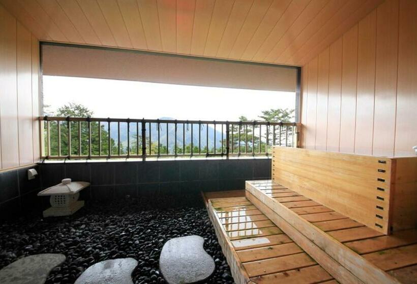 غرفة ديلوكس, Yutorelo An