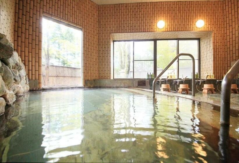 غرفة قياسية حمام مشترك, Yutorelo An