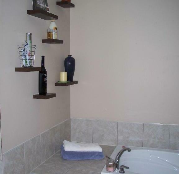 חדר דלוקס עם מיטת קינג, Tall Trees Bed & Breakfast