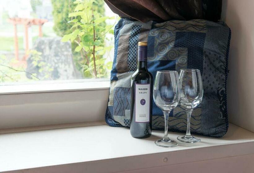 חדר דלוקס עם מיטת קינג, Tall Trees Bed & Breakfast