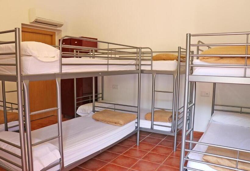 Кровать в Общей Комнате, El Cerrao Paunatura