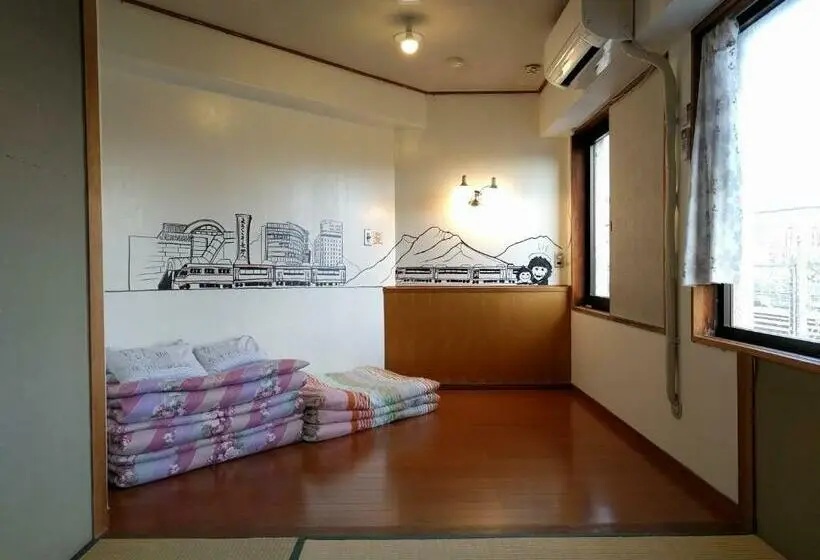 浴室共有ファミリールーム, Local Knot Backpackers  Moritomizu