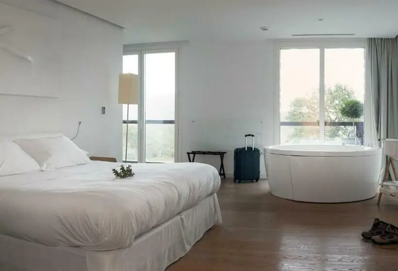 Deluxe Room Mountain View, Arantza Hotela Adults Only