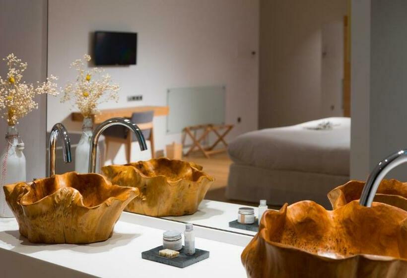 マウンテンビューデラックスルーム, Arantza Hotela  Adults Only