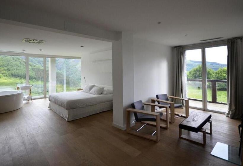 سوییت, Arantza Hotela  Adults Only