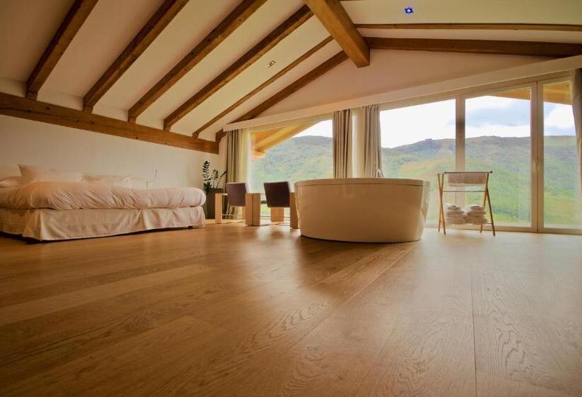 سوییت جونیور, Arantza Hotela  Adults Only