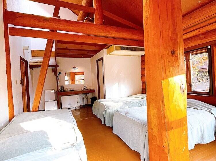 Номер Стандарт Трехместный, Hakuba Pension & Log Hotel Meteor