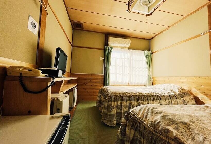 Номер Стандарт Совместная Ванная, Hakuba Pension & Log Hotel Meteor