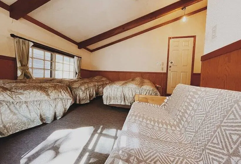 اتاق استاندارد سه نفره, Hakuba Pension & Log Hotel Meteor