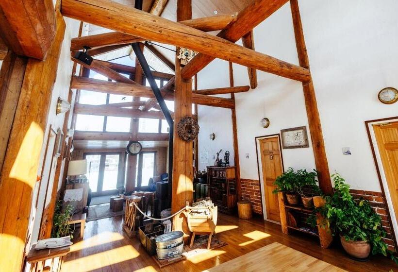 Номер Стандарт Трехместный, Hakuba Pension & Log Hotel Meteor