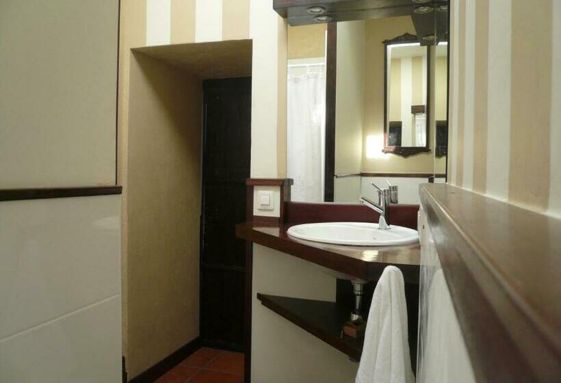 Номер Стандарт, La Casona De Nazaret