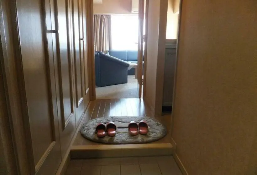 اتاق لوکس, Alpha Inn Akita