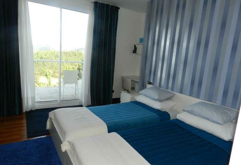 اتاق استاندارد با چشم‌انداز دریا, Garazar