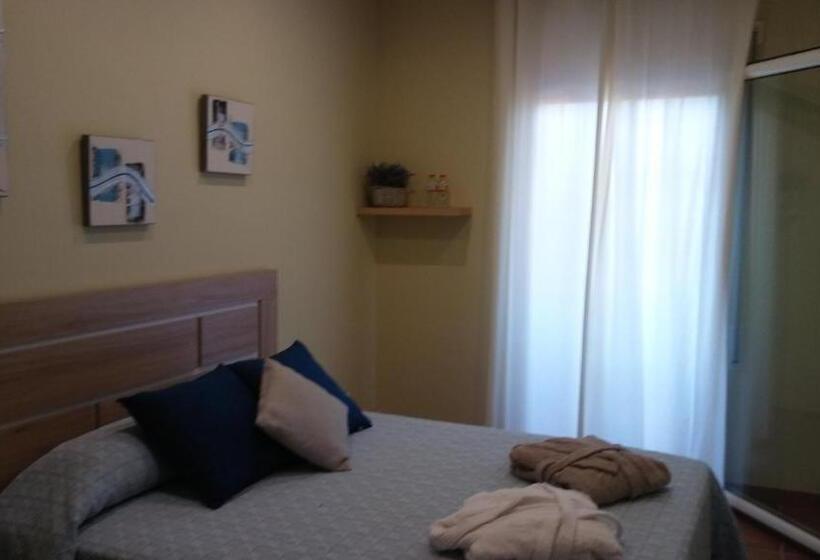 수피리어 룸, Hostal Sant Roc