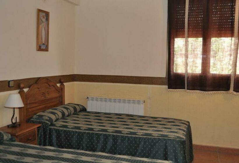 غرفة قياسية فردية, La Fuensanta Hostalrural