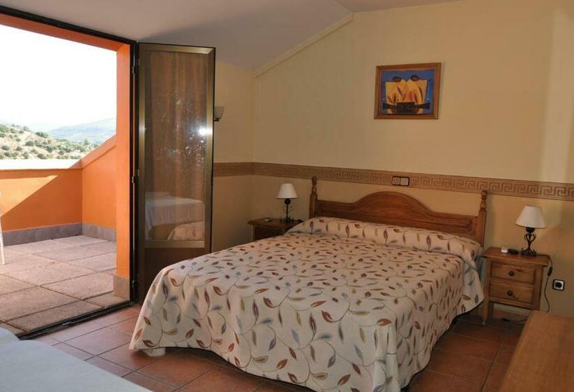 غرفة قياسية مزوَّدة بشُرفة, La Fuensanta Hostalrural