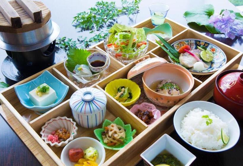 Номер Стандарт с Кухней, Naruto Kaigetsu