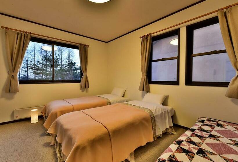 غرفة عائلية, Petit Hotel Kanan