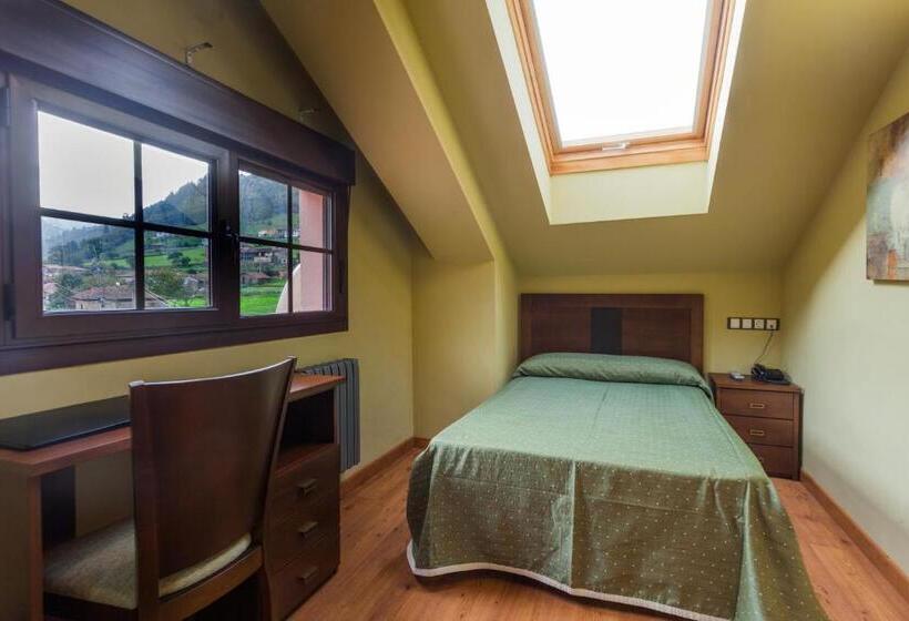 غرفة قياسية فردية, Restaurante Casa Pipo