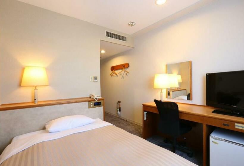 اتاق استاندارد یک نفره, Centia  Naito