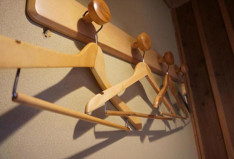 스탠다드 트리픔 룸 공동욕실, Tokiwatei