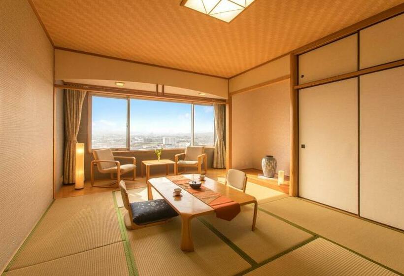 Номер Стандарт, Tresta Shirayama