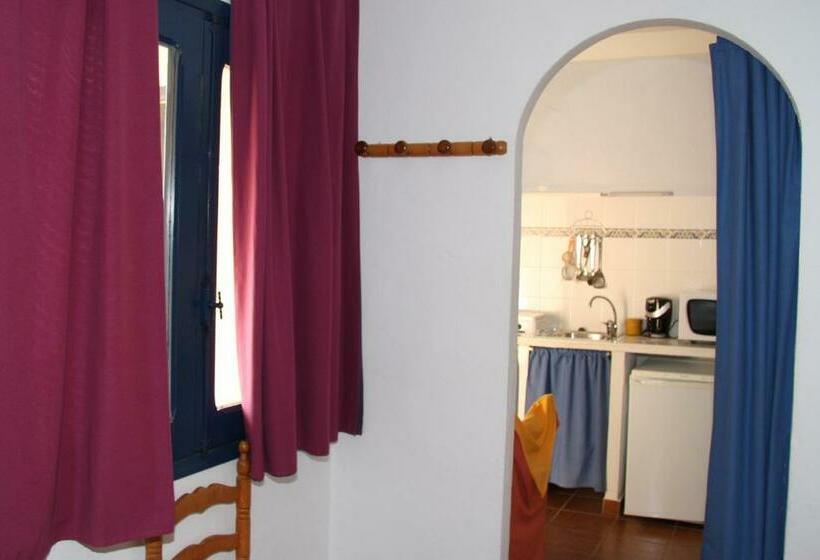 标准工作室, L'almàssera Casa Rural & Restaurant