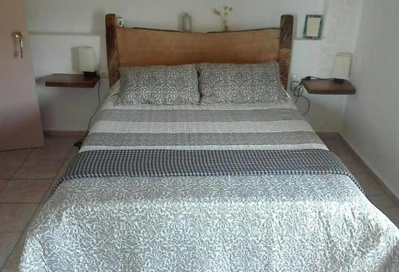 Номер Deluxe, L'almàssera Casa Rural & Restaurant