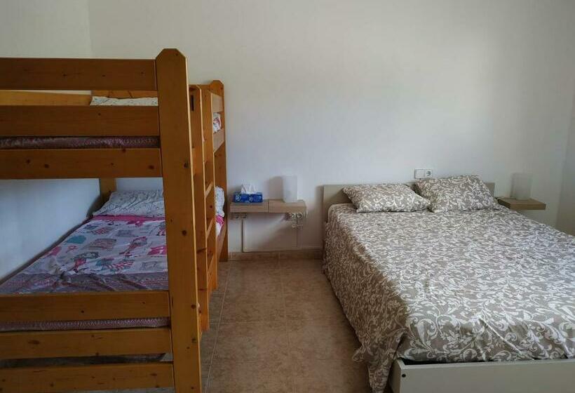 Четырехместный Номер Стандарт, Alberg Ca La Jepa