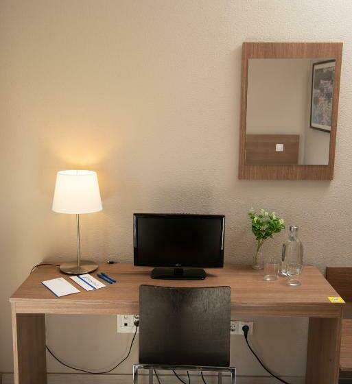 スタンダードルーム, La Parada