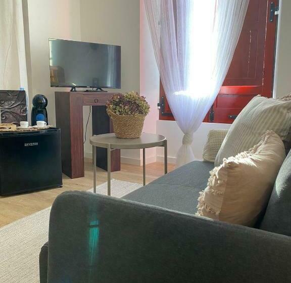 디럭스 룸, El Balcón Del Eume, Cantina Río Covés