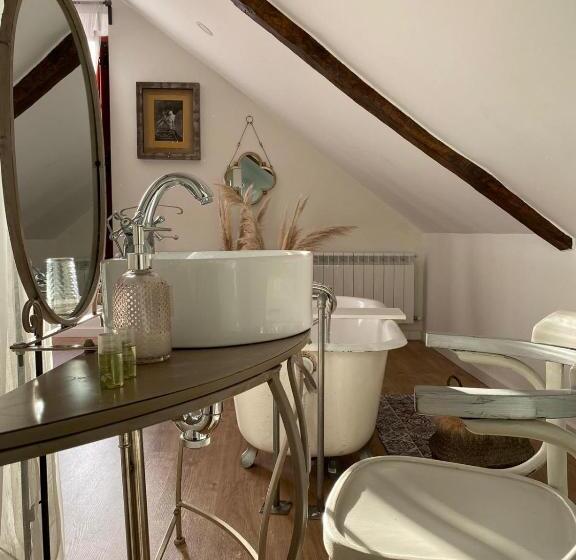 스위트, El Balcón Del Eume, Cantina Río Covés