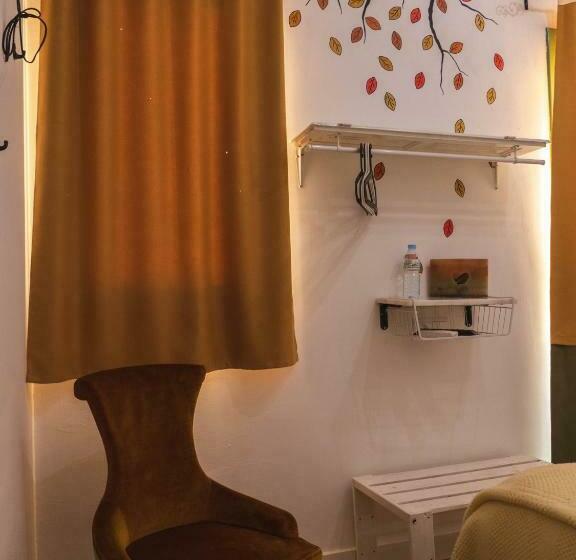 スタンダードシングルルーム, Hostal Cling 43