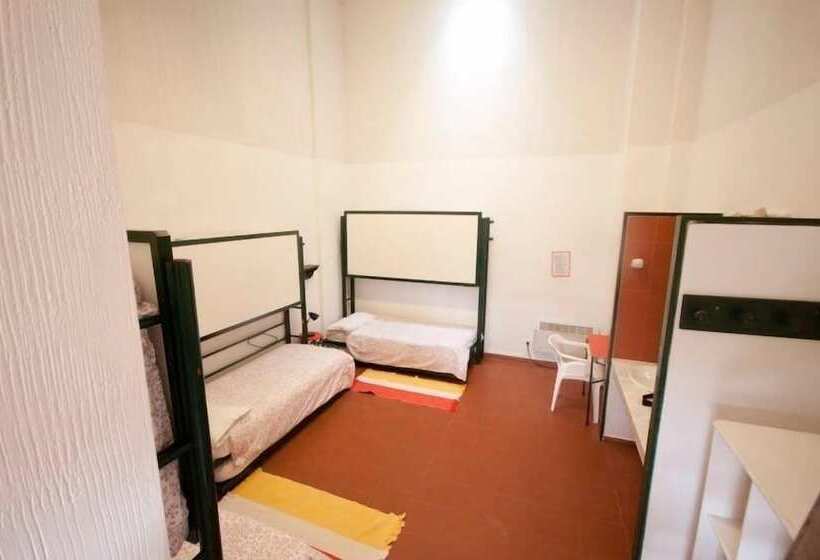 家庭房间共用浴室, Hostel Layos, Toledo