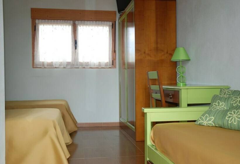 غرفة قياسية ثلاثية, Casa Rural Teso De La Encina