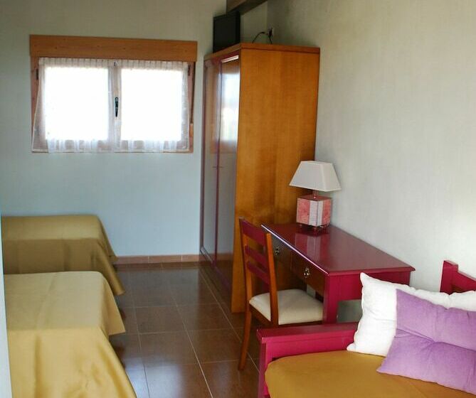 غرفة قياسية ثلاثية, Casa Rural Teso De La Encina