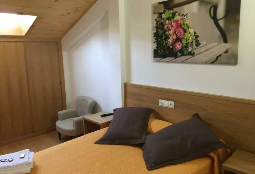 Habitación Estàndard Individual, Complexo Xacobeo