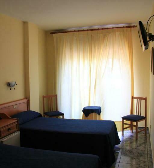 غرفة قياسية, El Marino