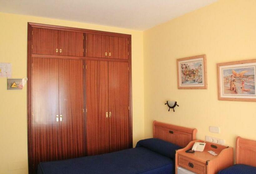 غرفة قياسية, El Marino