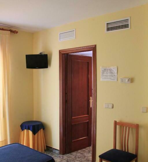 غرفة قياسية, El Marino