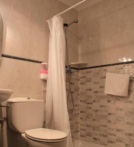 غرفة قياسية, El Marino