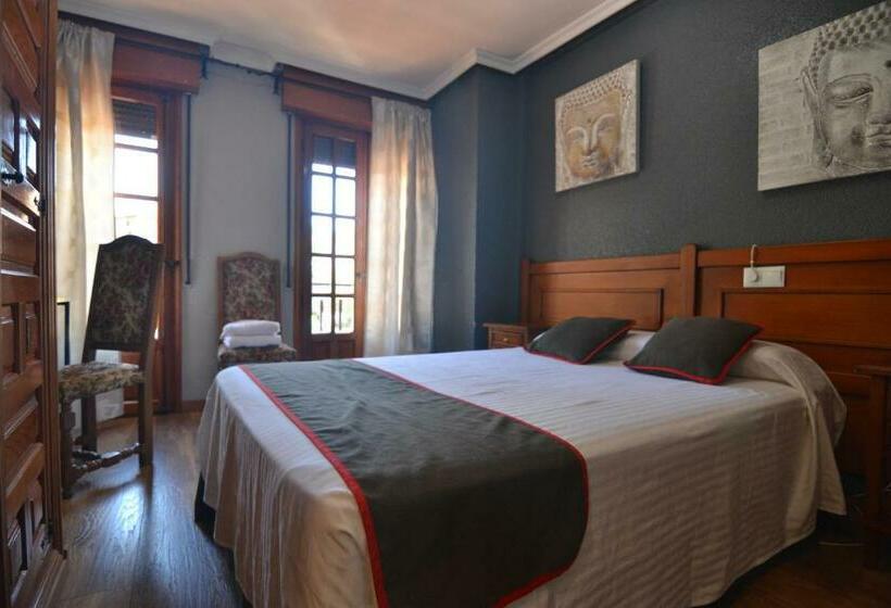 Номер Стандарт, Hostería El Bodegón De Gredos