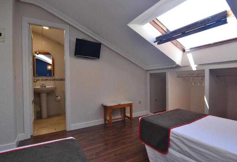 Номер Стандарт, Hostería El Bodegón De Gredos