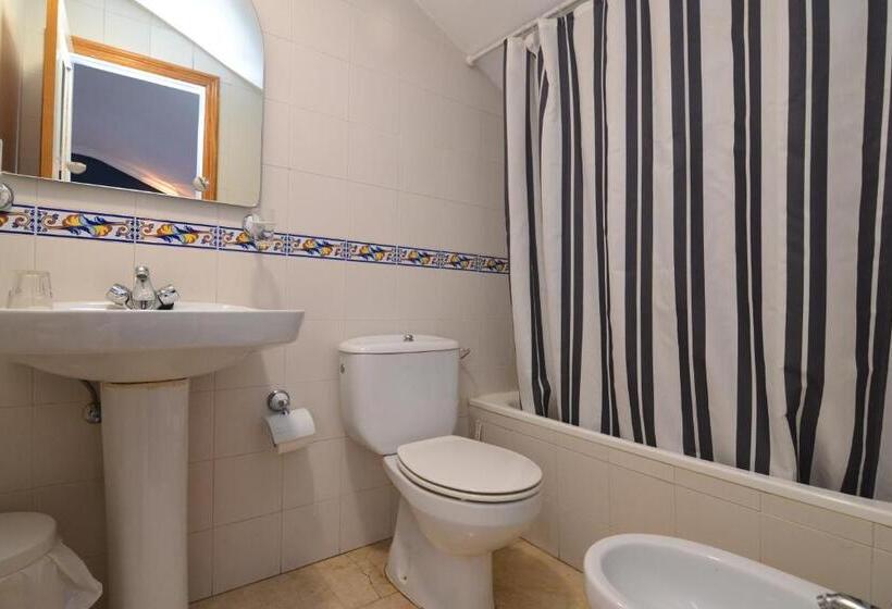 Номер Стандарт, Hostería El Bodegón De Gredos