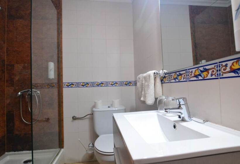 Номер Стандарт, Hostería El Bodegón De Gredos