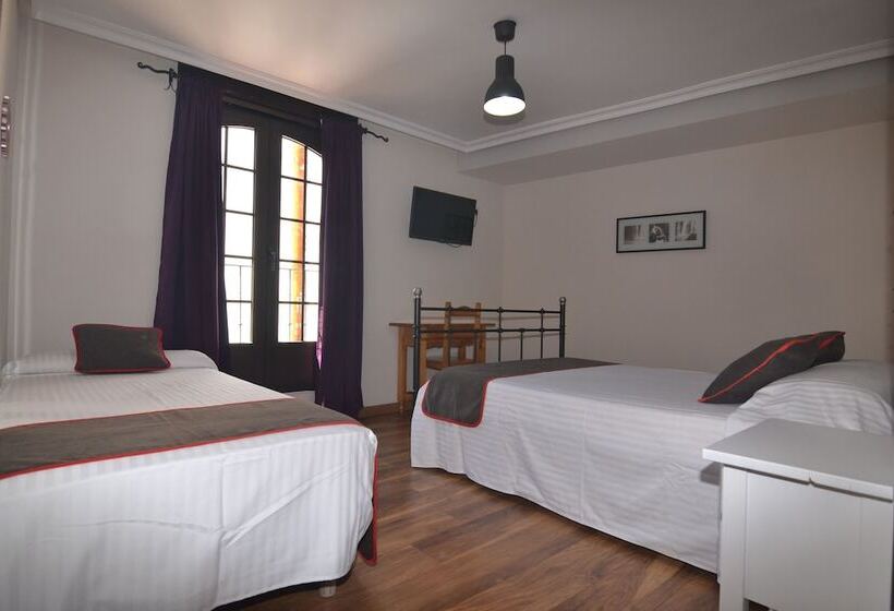 Номер Стандарт, Hostería El Bodegón De Gredos